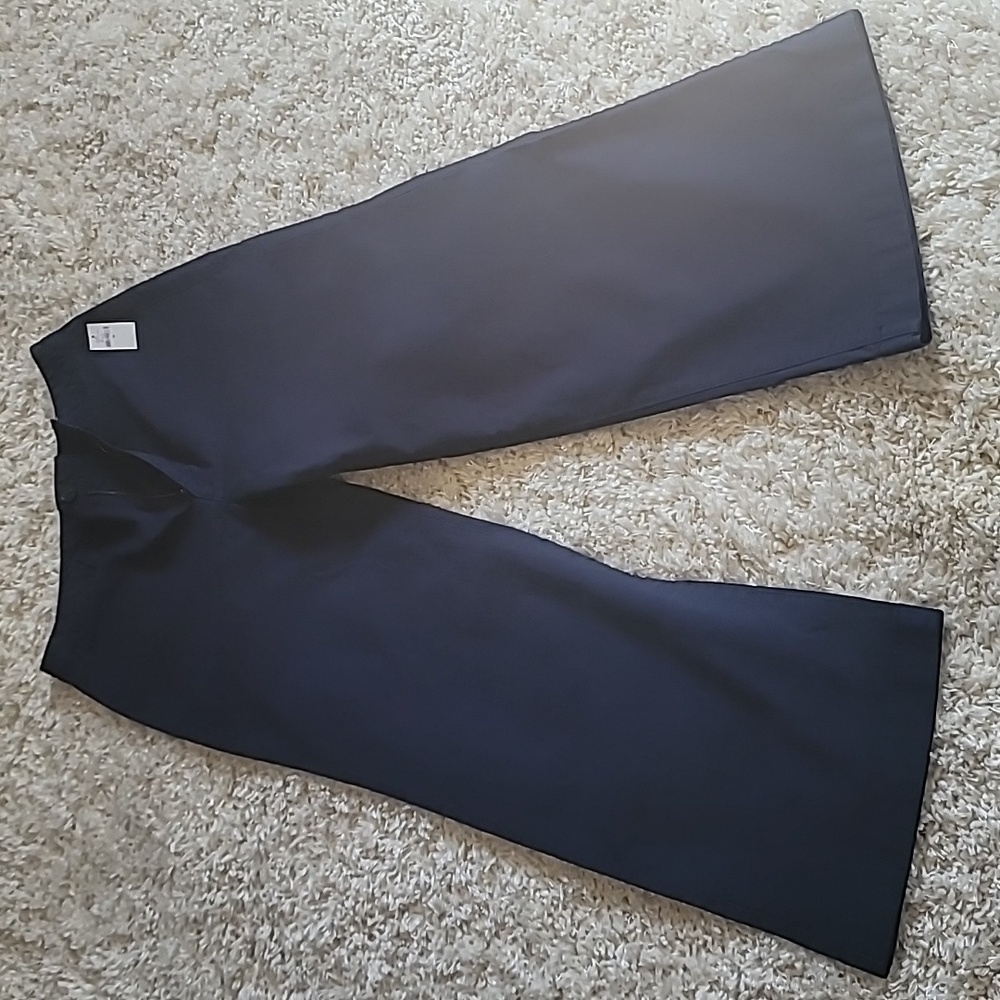 Gap Crop pants